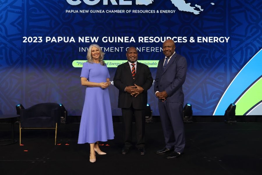 Government and industry strengthen relationship at conference